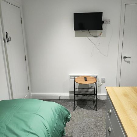 Beautiful Single Bedroom Liverpool Exteriör bild